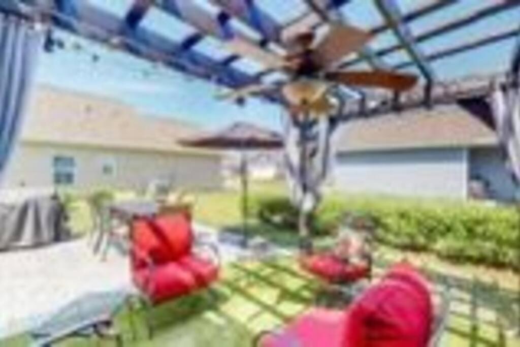 The Lucky Charm Villa Savannah Exterior photo